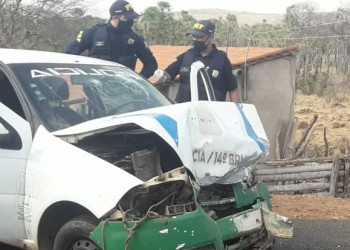 Viatura da PM se envolve em acidente durante perseguição no Sul do Piauí